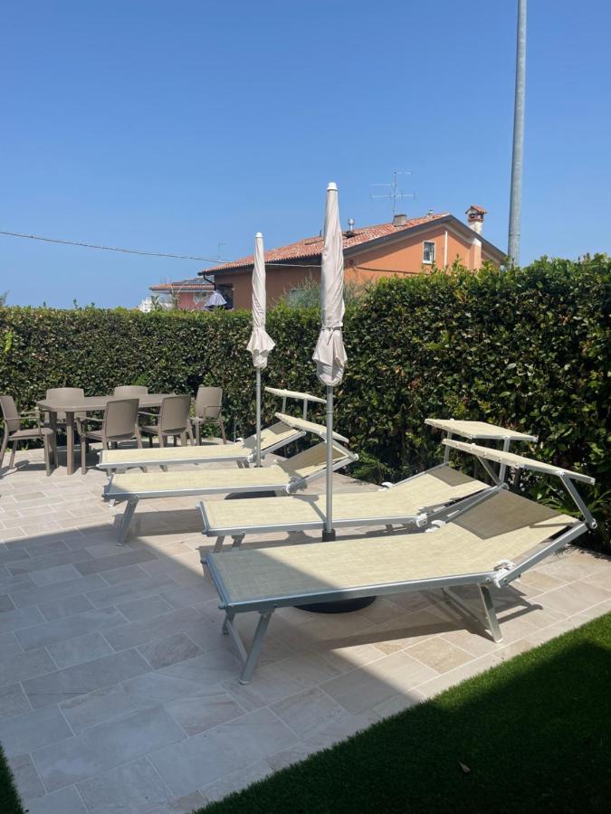 Appartamenti Hera Lazise Bagian luar foto