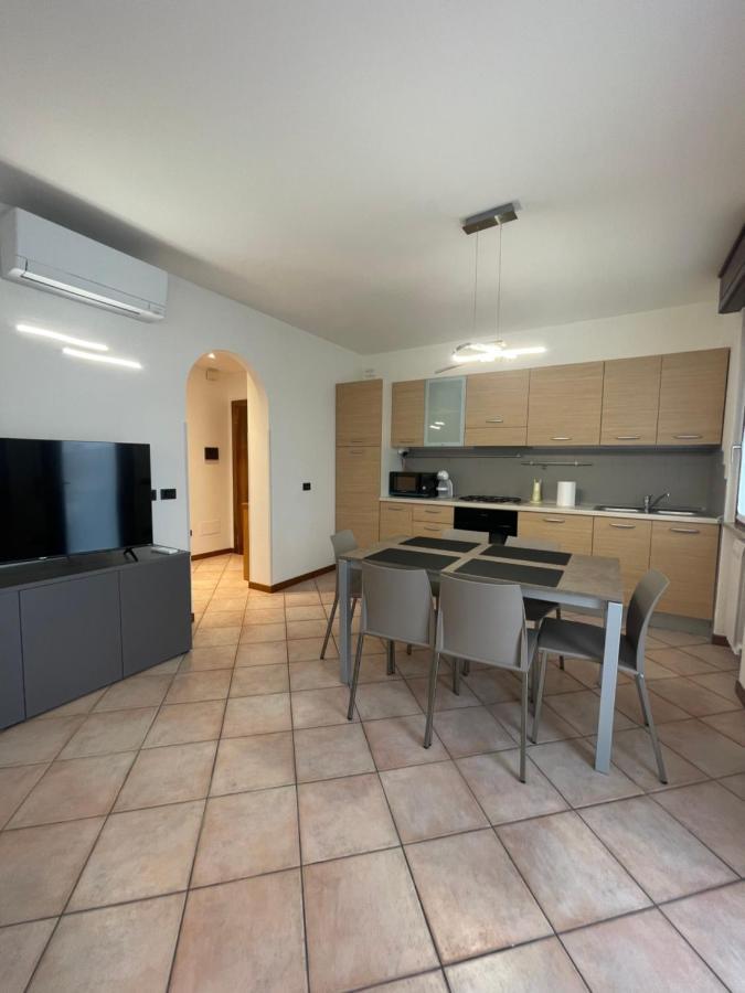 Appartamenti Hera Lazise Bagian luar foto