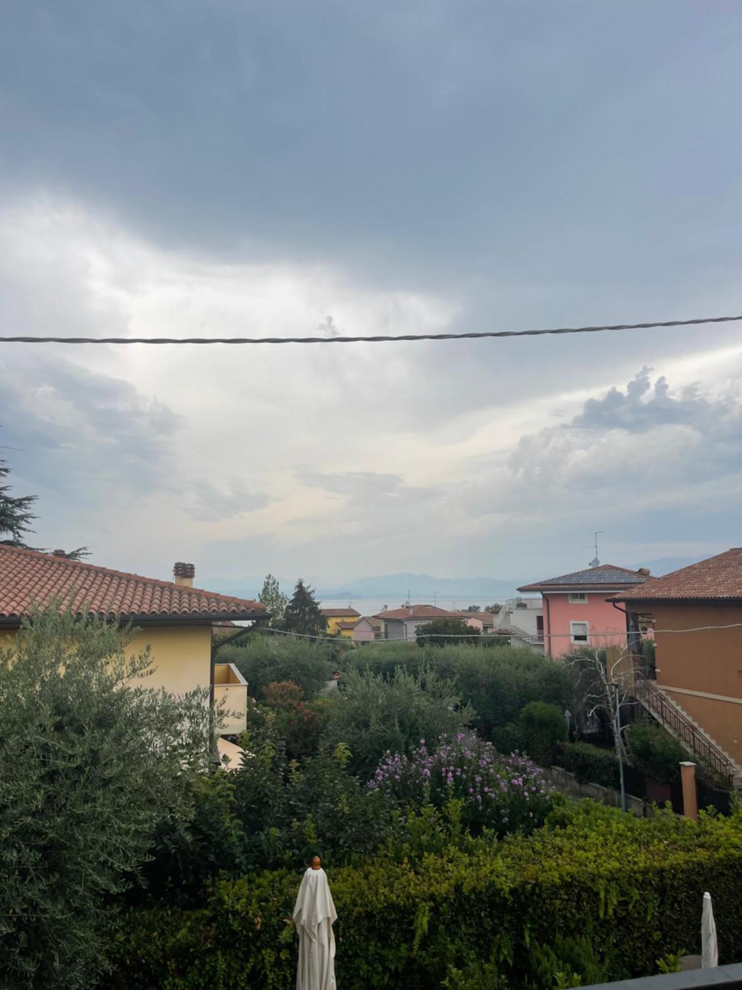 Appartamenti Hera Lazise Bagian luar foto