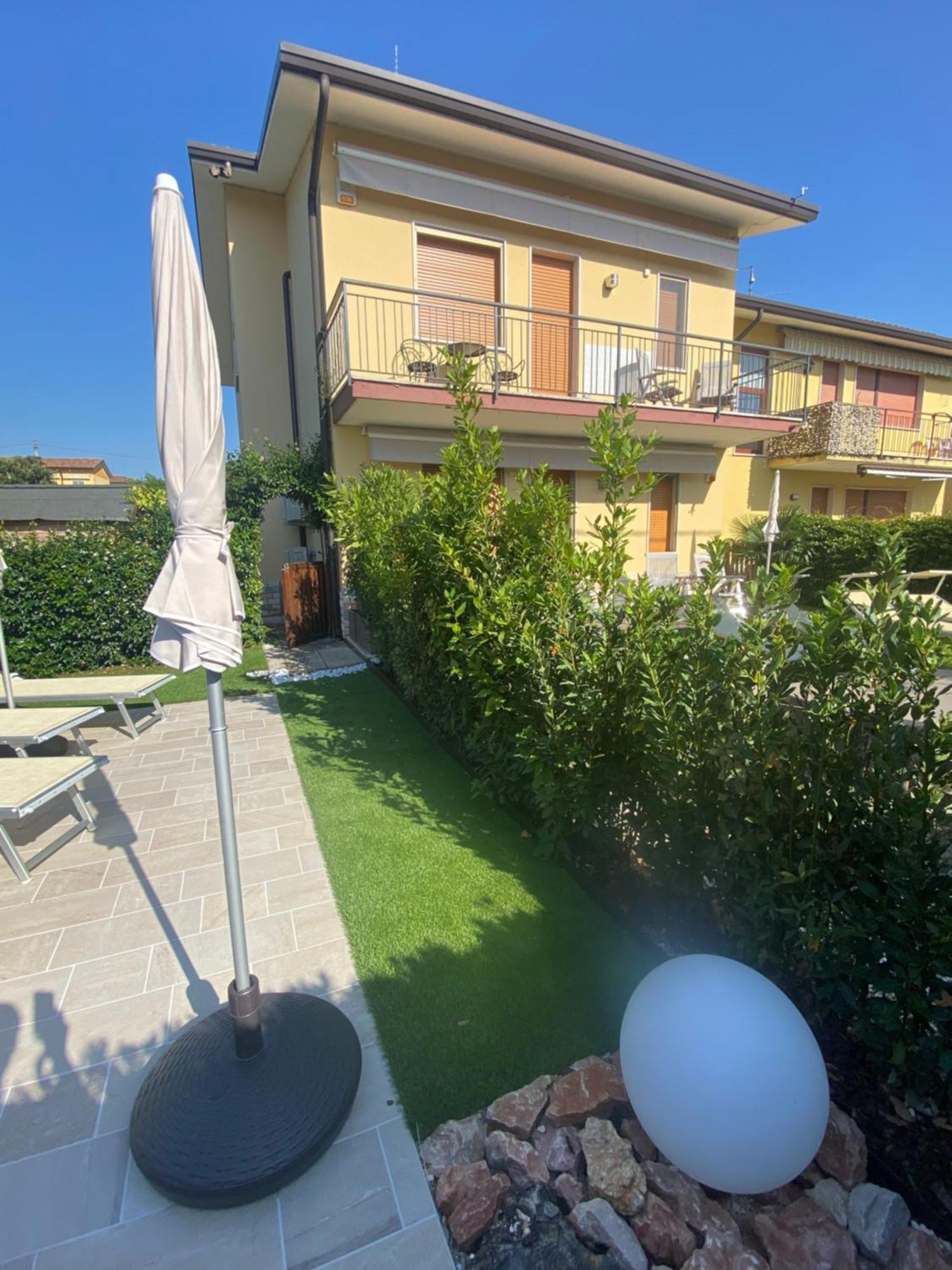 Appartamenti Hera Lazise Bagian luar foto